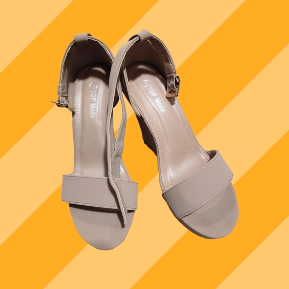 Women ankle strap fashion wedge size 6 - Picture 3 of 6